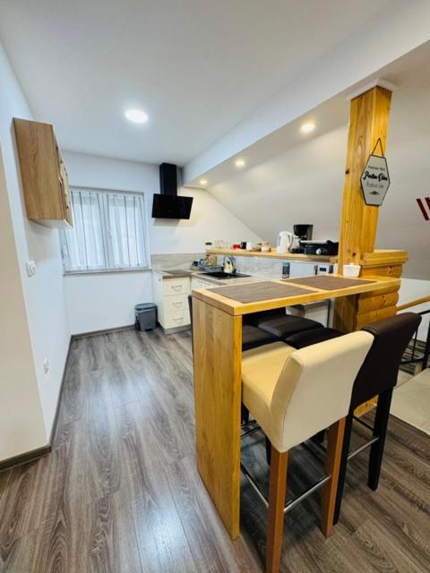 Apartments Paradise Licko Petrovo Selo Ngoại thất bức ảnh